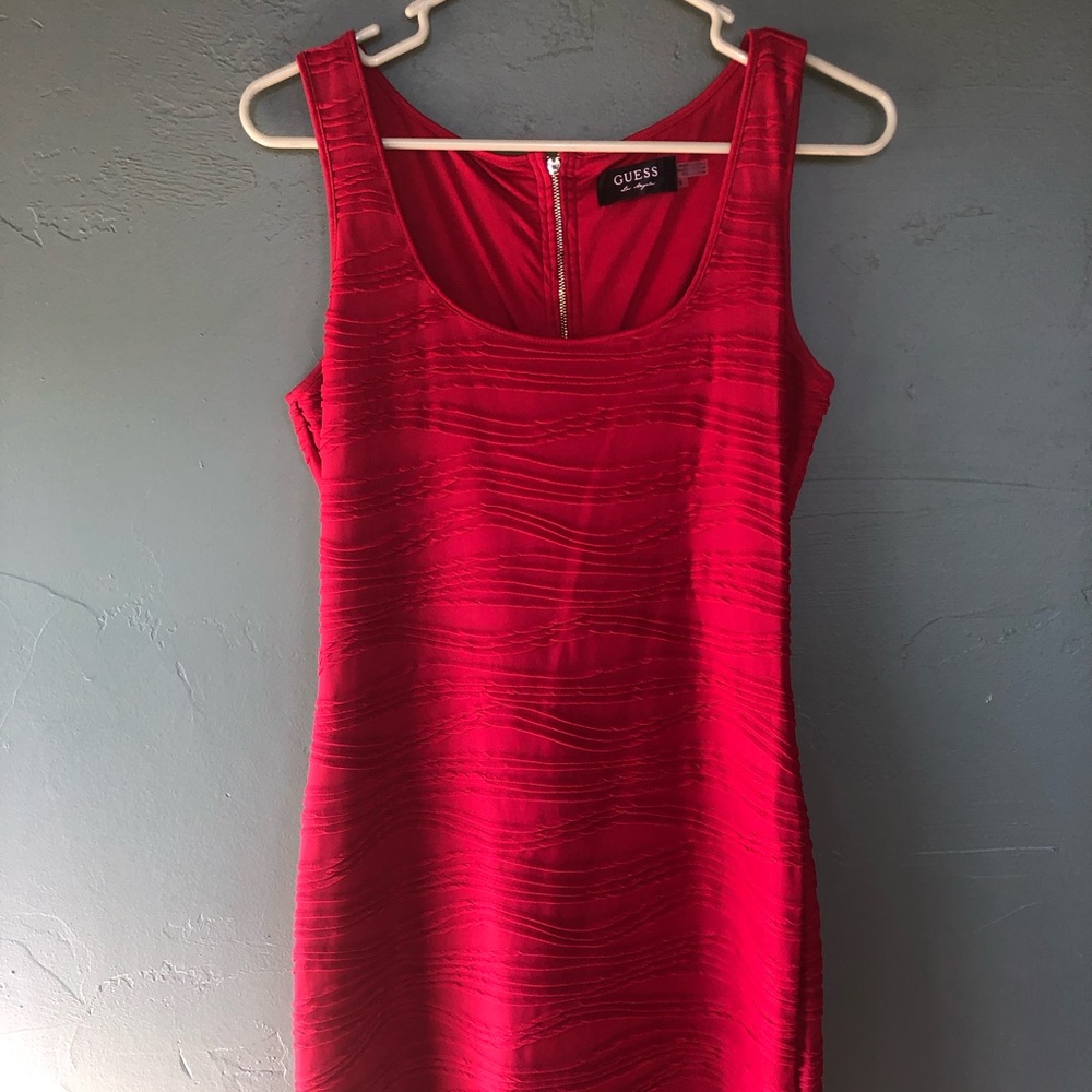 GUESS red, stunning bodycon dress.